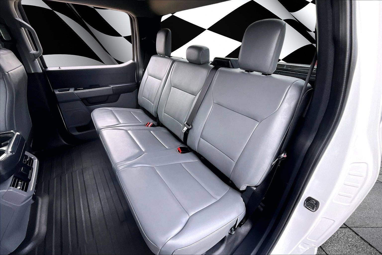 2025 Ford F-150 Lightning Pro