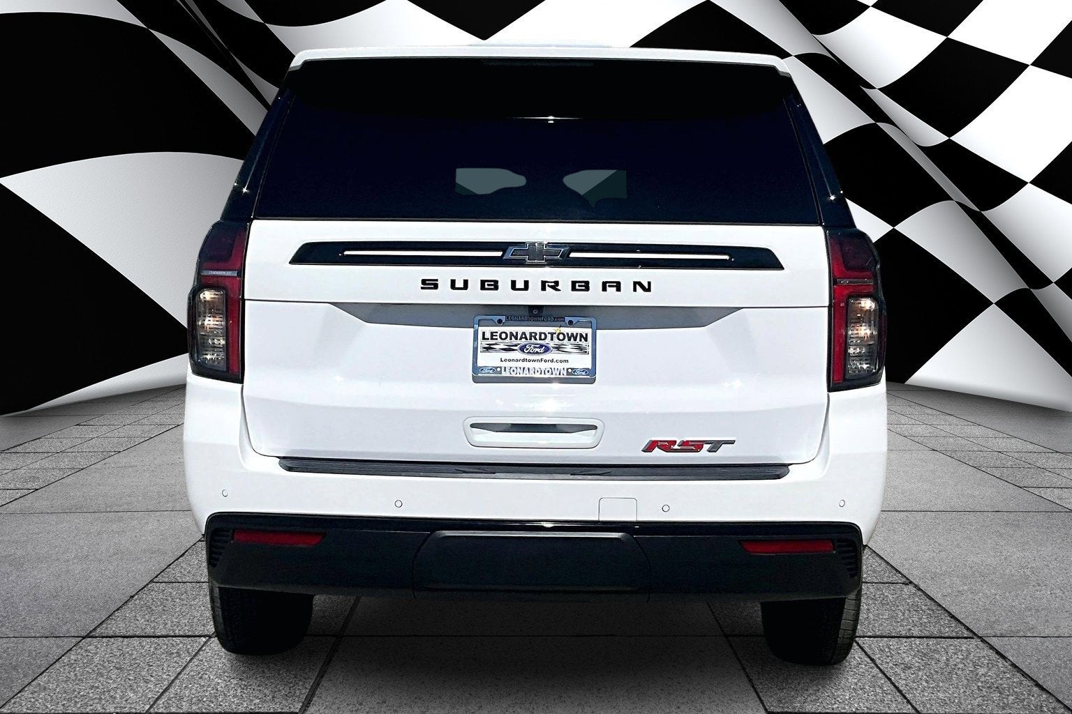 2023 Chevrolet Suburban RST