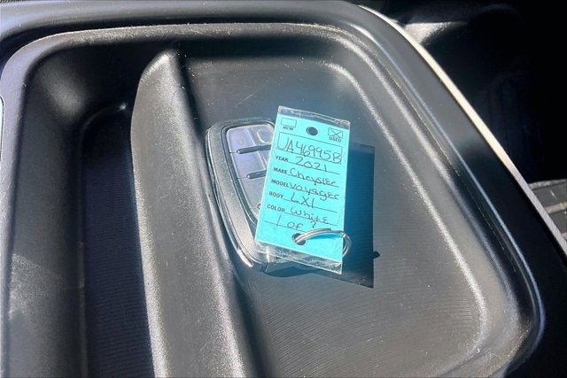 2021 Chrysler Voyager LXI