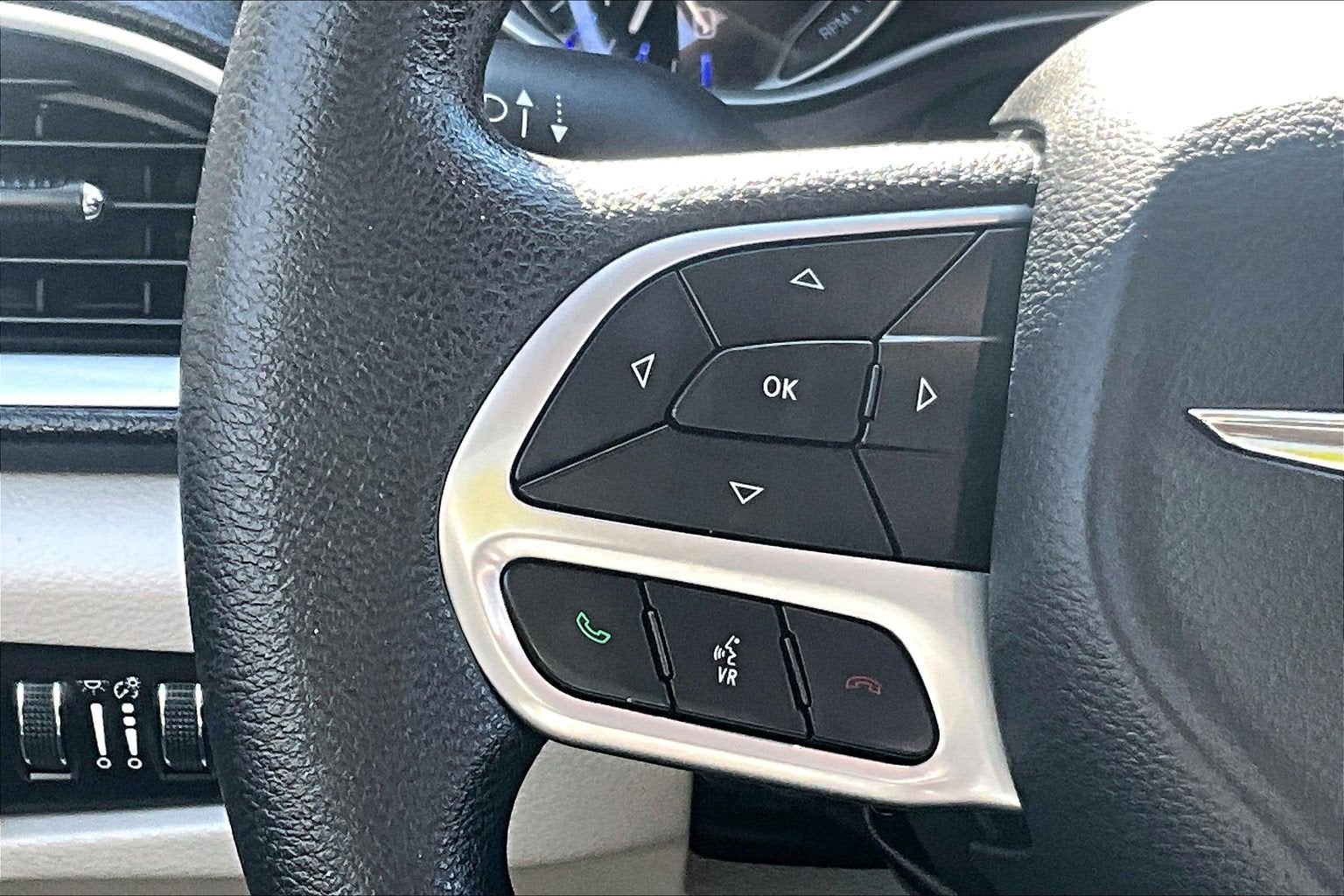 2021 Chrysler Voyager LXI