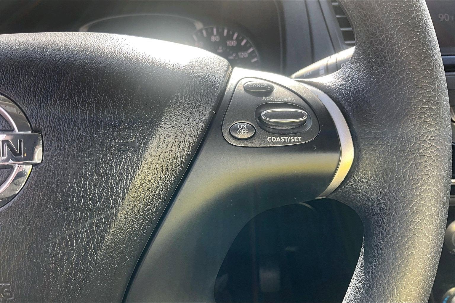 2020 Nissan Pathfinder S