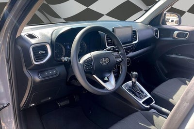 2022 Hyundai Venue SE