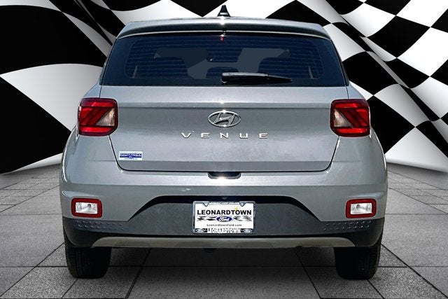 2022 Hyundai Venue SE