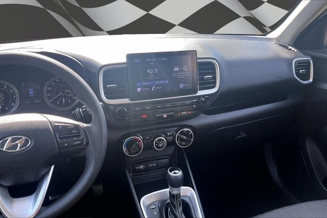 2022 Hyundai Venue SE