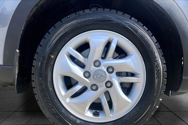 2022 Hyundai Venue SE