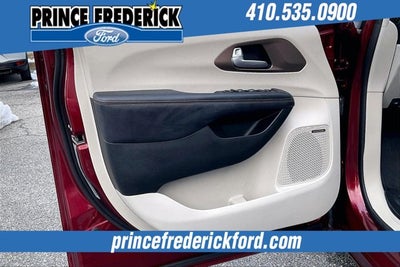 2018 Chrysler Pacifica Touring L Plus