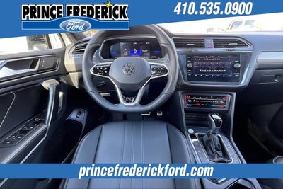 2022 Volkswagen Tiguan SE R-Line Black