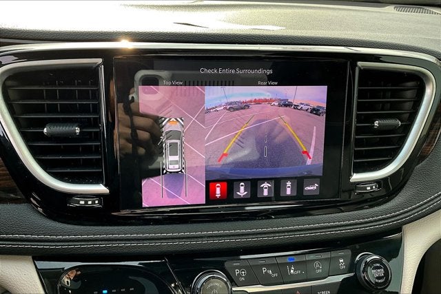 2022 Chrysler Pacifica Limited