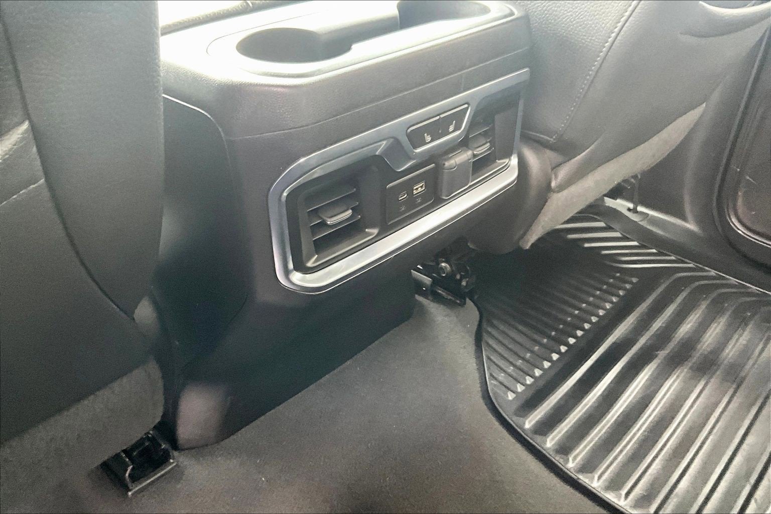 2023 GMC Sierra 3500 HD Denali