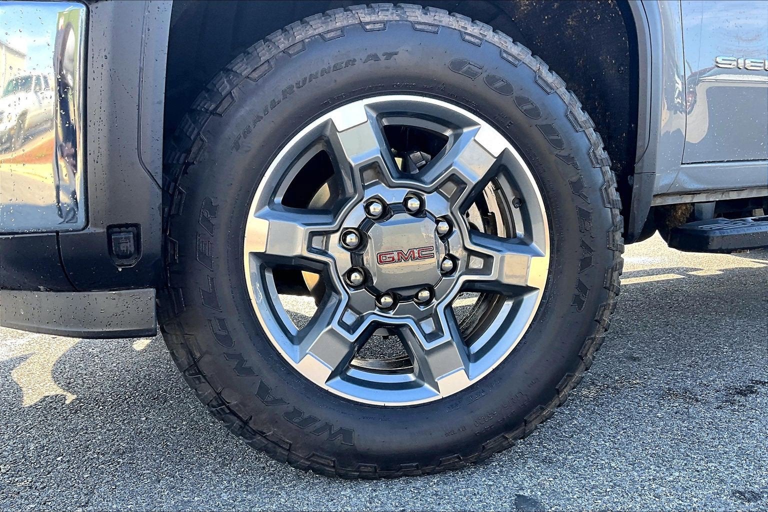 2025 GMC Sierra 2500 HD SLE