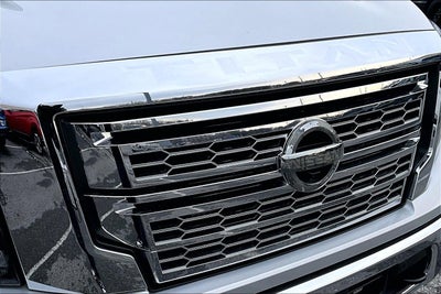 2021 Nissan TITAN Crew Cab SL 4x4