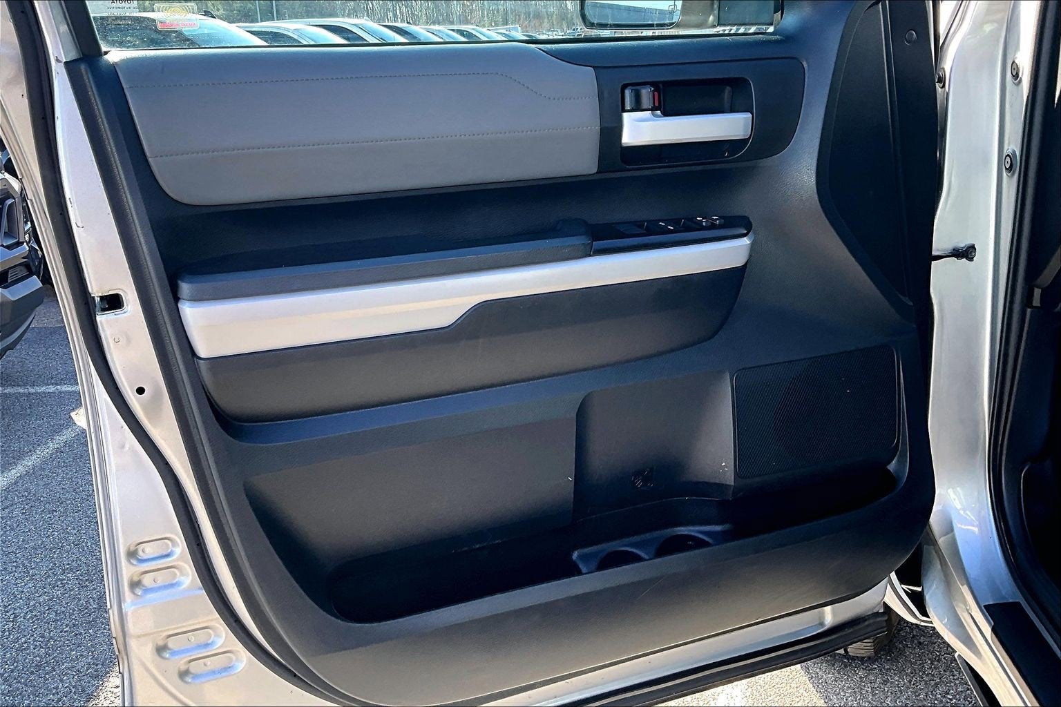 2018 Toyota Tundra Limited 5.7L V8